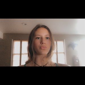 Meet your Posher, Kaia